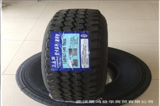 三角卡客車商用輪胎7.00R16LT-14 TR668，三道折線型花紋引領(lǐng)卓越性能