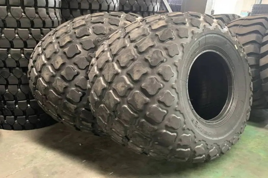 23.1/26壓路機輪胎18.00-24，徐工龍工山推適用，18-22噸強力壓土
