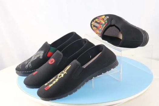 大富盈老工藝北京布鞋，平底休閑男士帆布鞋，PVC鞋底新體驗