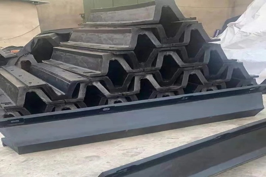 奇宇牌SA600H拱形橡膠護舷，卓越防護性能，專業(yè)碼頭防撞