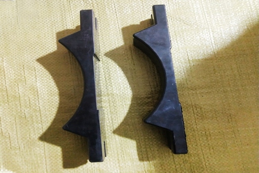 恒榮供應(yīng)橡膠支撐塊，橡膠異形件，耐油耐磨減震定制服務(wù)