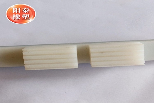 牽引機硅膠塊V型200X42X30，牛津硅膠橡膠塊，激光電纜傳送機膠塊