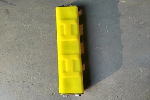 吉耐挖掘機橡膠塊批發：卓越減震性能，工作溫度-25℃可開發票